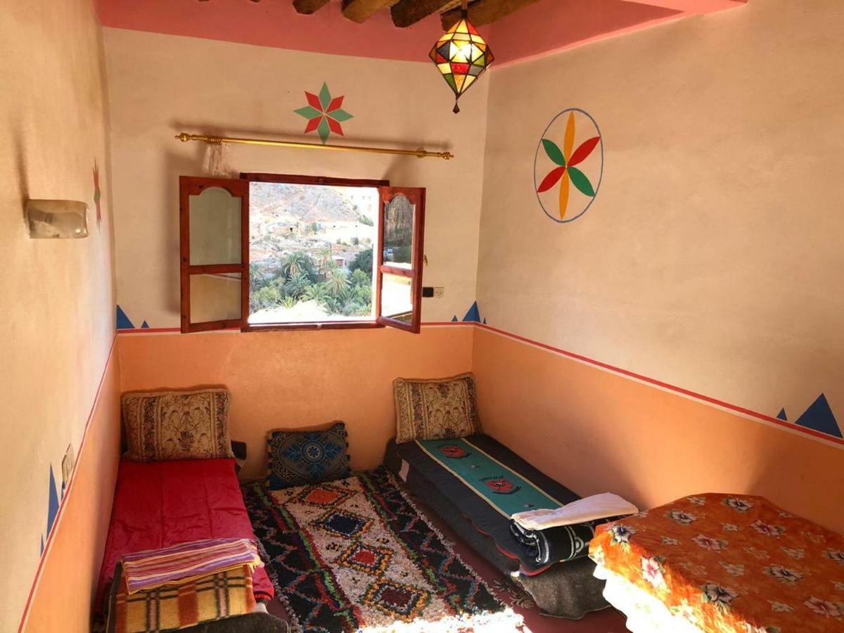 Amtoudi Aventure Apartment Id Aissa Luaran gambar